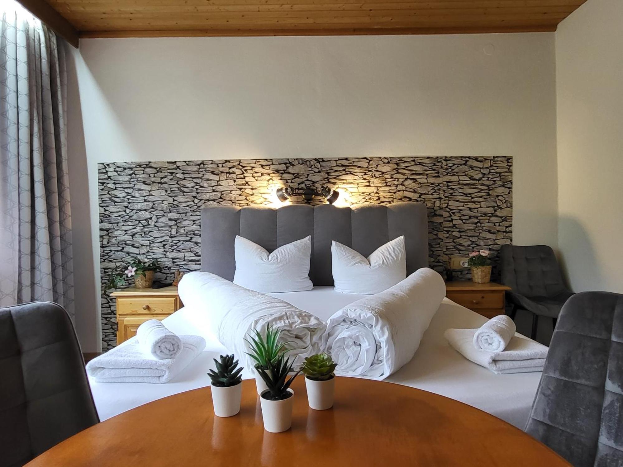 Pension Terra Neustift im Stubaital Exterior photo